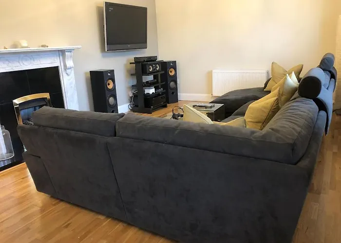 Discreet Luxury Super House! * Glanmire