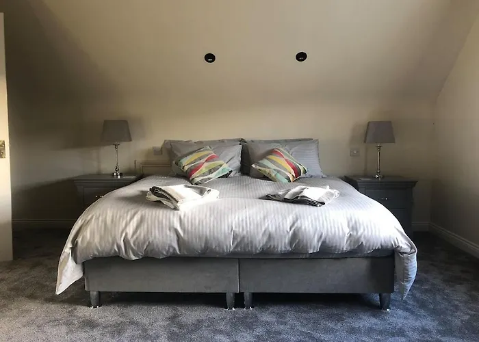 度假居 Discreet Luxury Super House! Glanmire